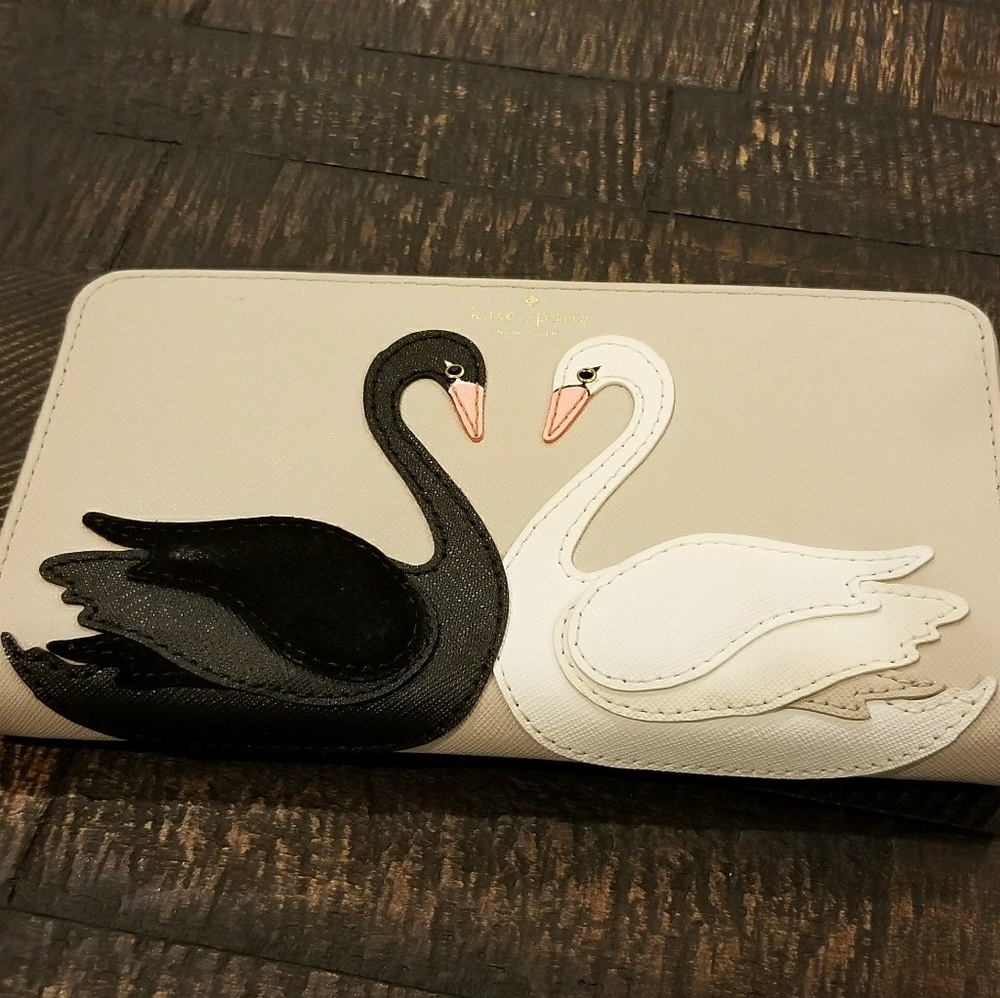 Kate spade on pointe swan wallet